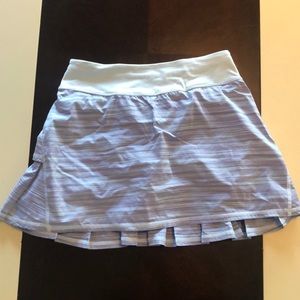 Lululemon womens size 4 blue tennis skirt